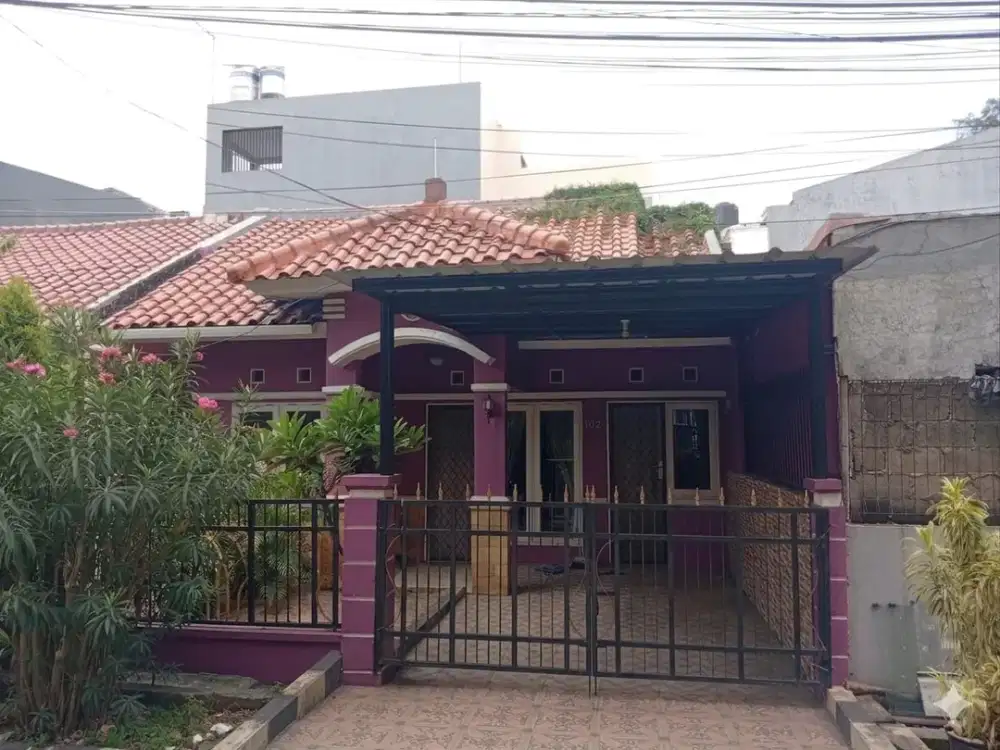Rumah Cluster di Harapan Indah Bekasi - Kawasan Aman & Dekat Pos Security