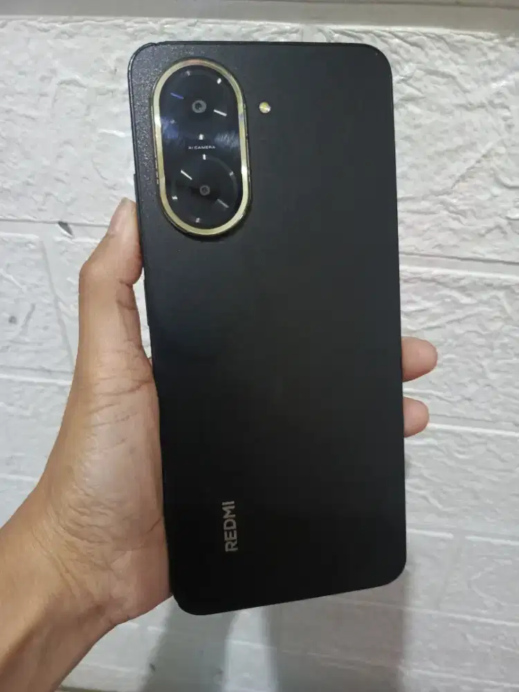 Redmi A5 4+4/128gb