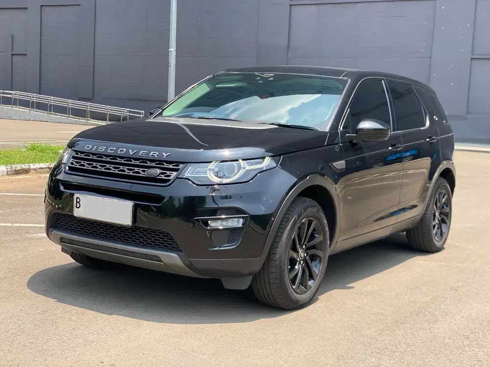 LAND ROVER DISCOVERY SPORT AT HITAM 2018