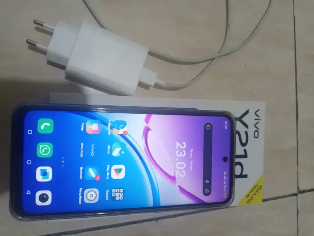 Vivo y21d di jual baru pemakaian seminggu