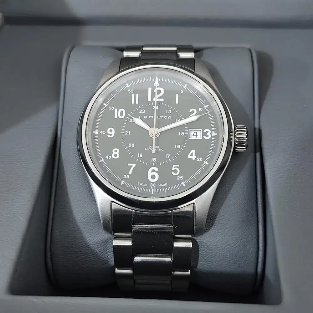 Hamilton Khaki Field H705950 Green Dial Date Automatic 40mm