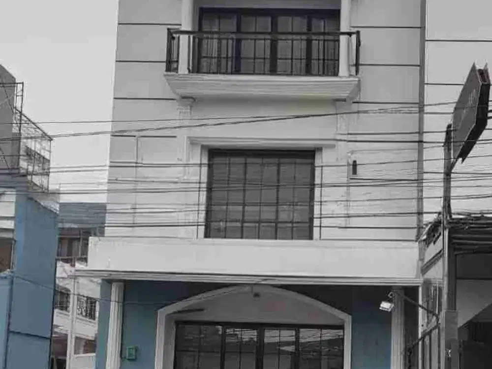 Ruko cantik lokasi strategis di Jagakarsa