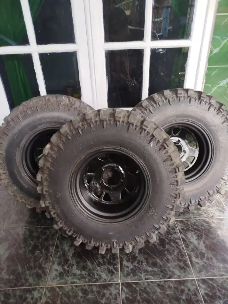 Ban komodo extrem 33/12.5/15