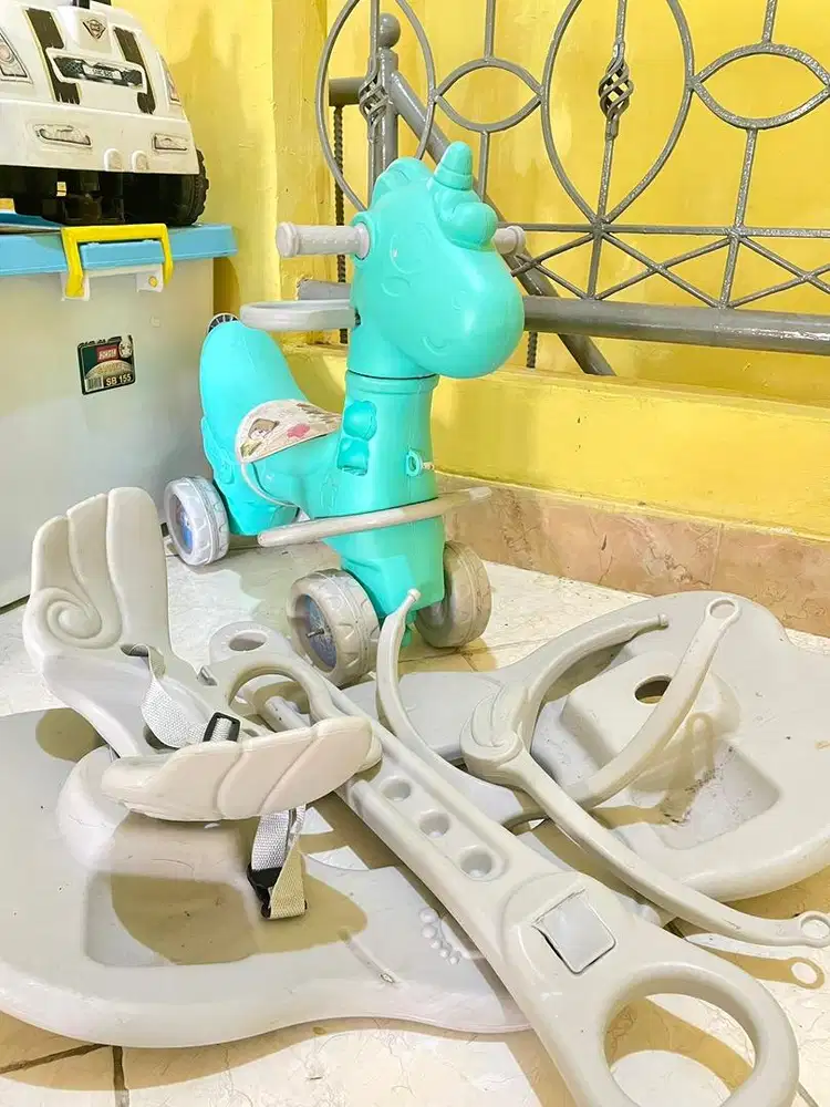 Mainan kuda kudaan anak / jungkat jungkit anak