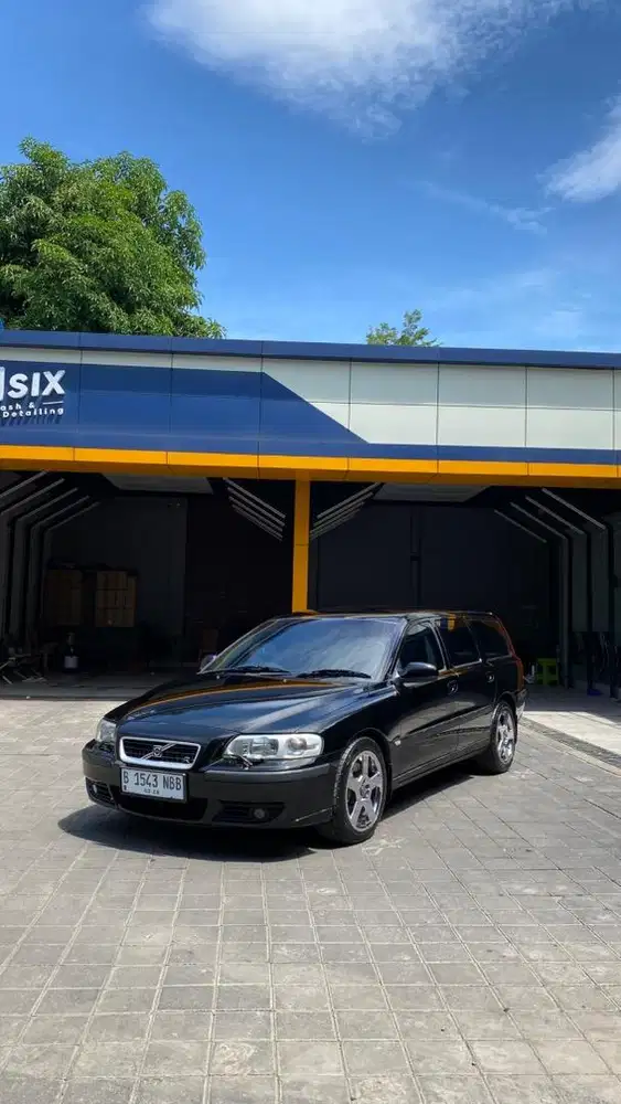Dijual volvo v70 T5 2.3T wagon