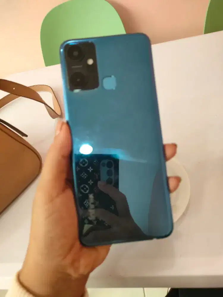 Infinik smart 6 plus Ram 3+3/64gb NET