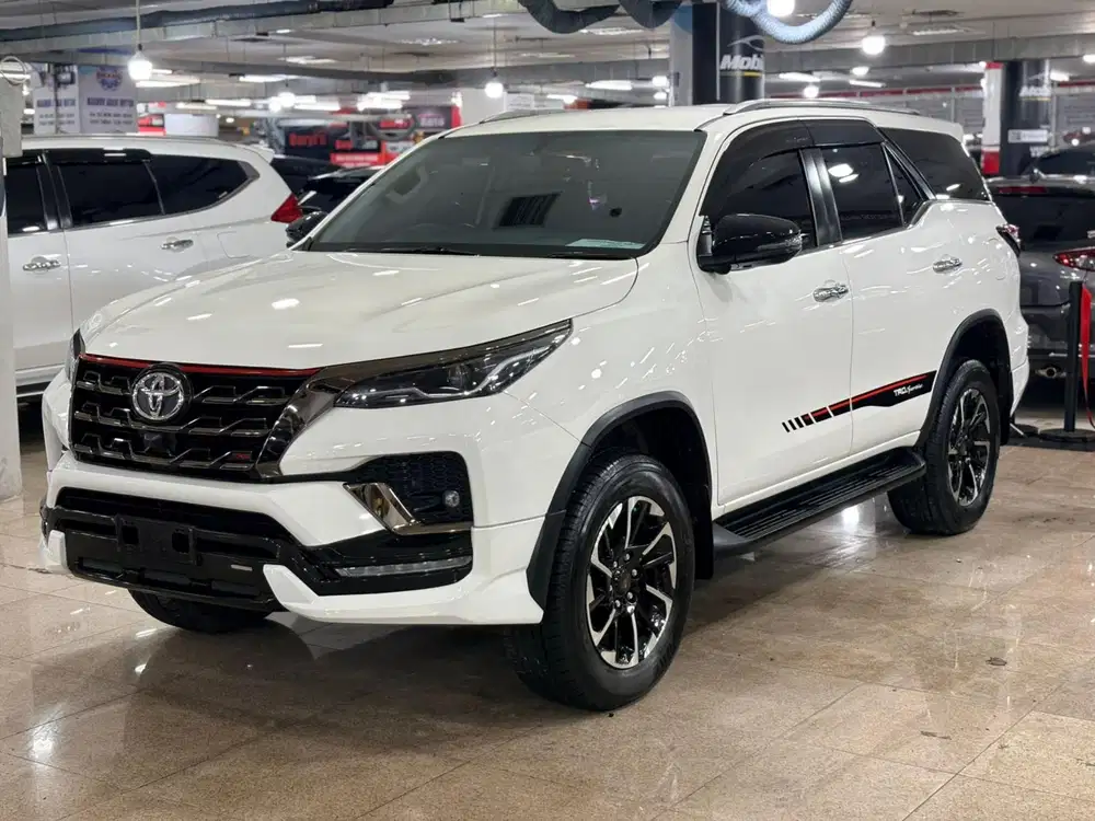 TOYOTA FORTUNER VRZ TRD 2020 AT