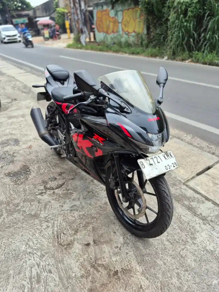 Dijual Suzuki GSX 150R tahun 2019