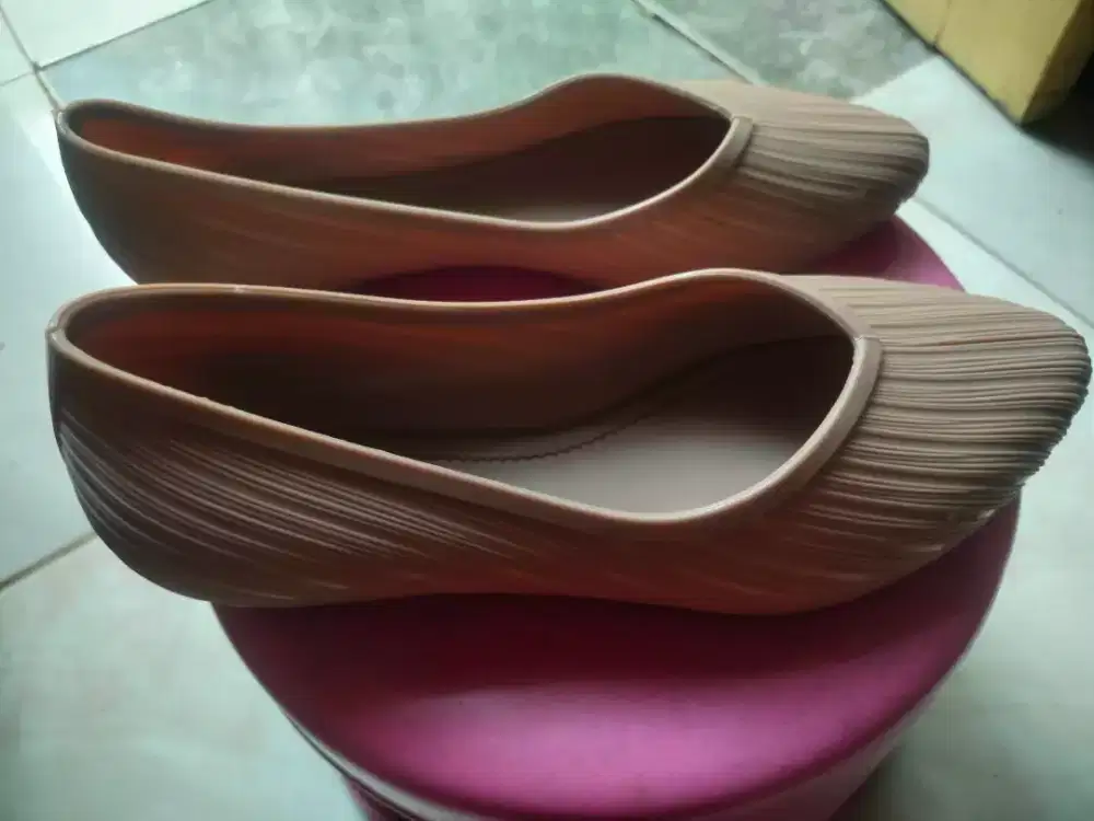 Jual sepatu karet