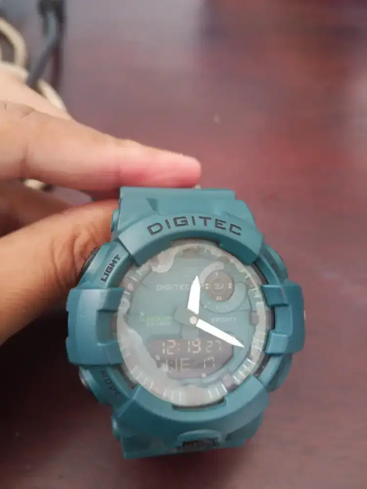 JAM TANGAN DIGITEC