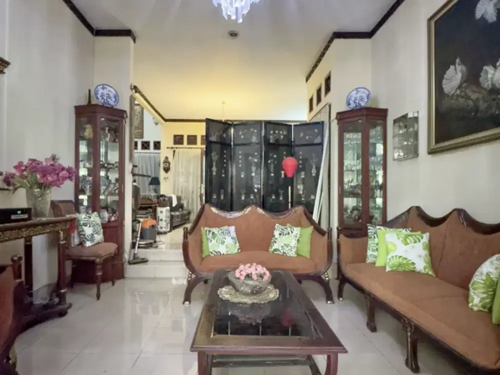 Dijual Rumah Antik