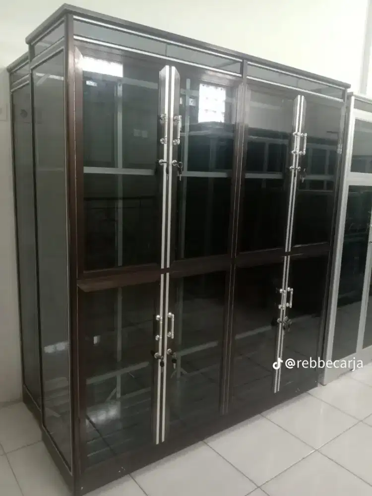 Lemari buffet full rak kaca warna hitam hitam,4P, 3P & 2P