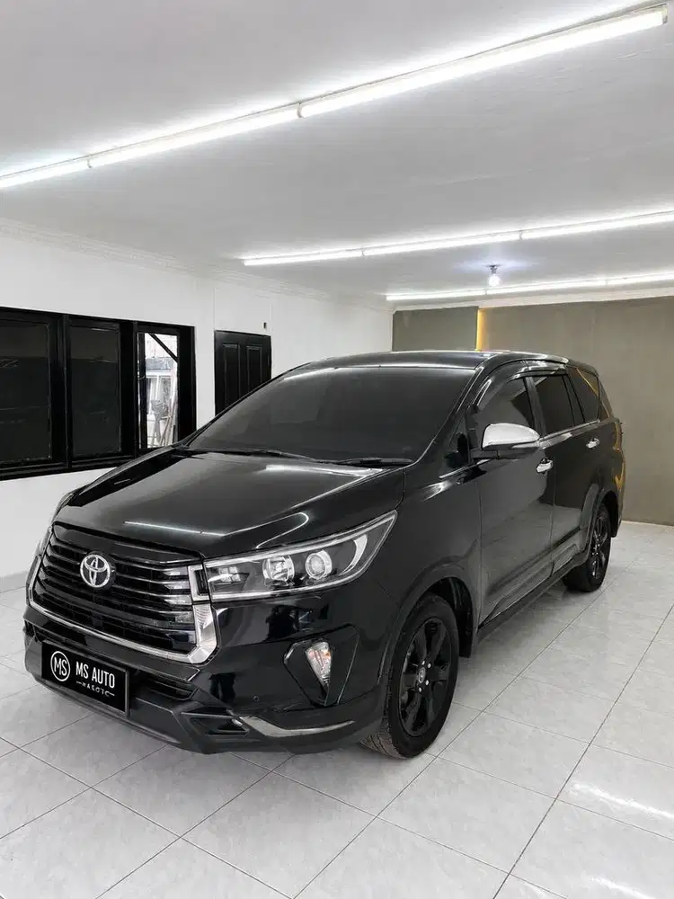 Innova Venturer 2022 Solar