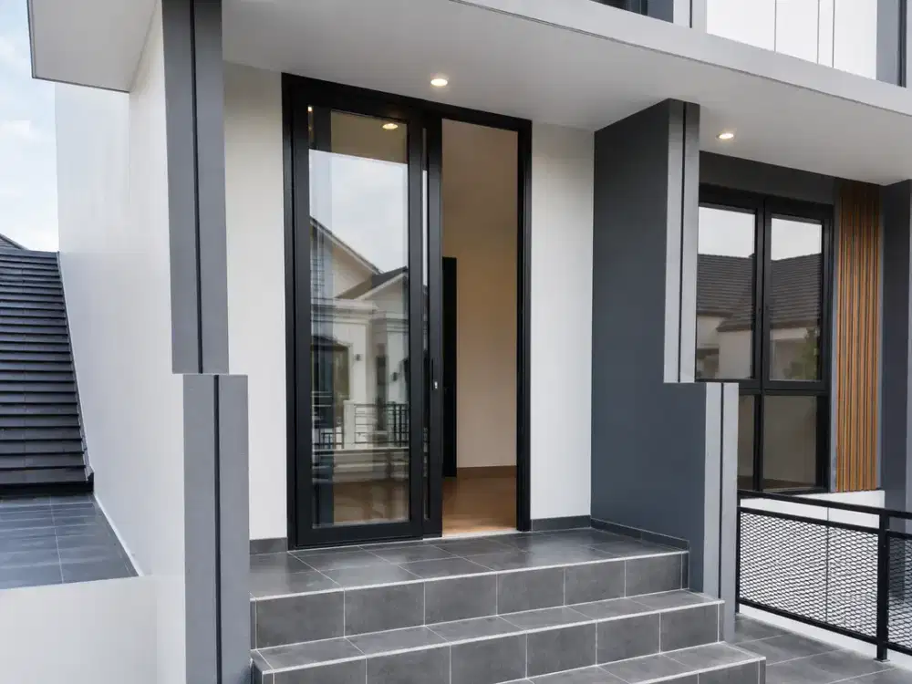 Rumah 2 Lantai Modern Minimalis 4+1 Kamar di The Green Venetian BSD City