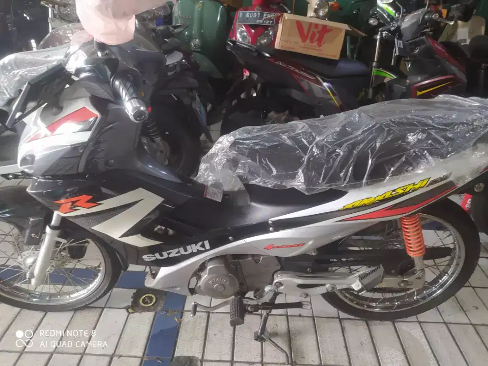 SUZUKI ARASHI2005 KONDISI MASIH SPT BARU(KM 700)