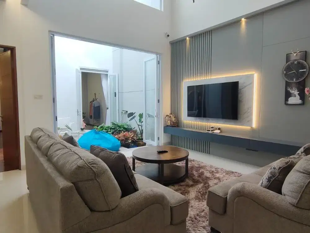 RUMAH MODERN TEPAT DI SAMPING KAMPUS ITB DAGO BANDUNG SIAP HUNI