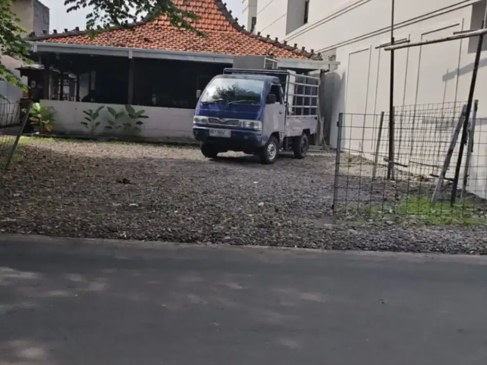 Bukan Dekat Uny, Tapi Hampir Mepet Kampusnya. Mau Didekatkan Kemana Lagi?