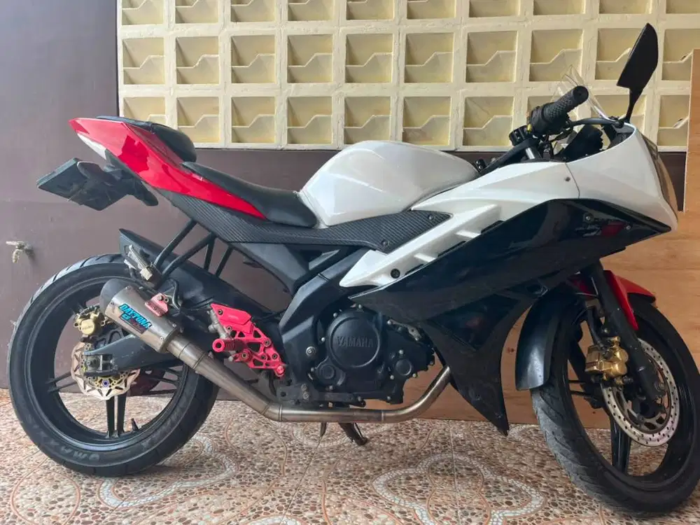 DIJUAL YAMAHA R15 2016