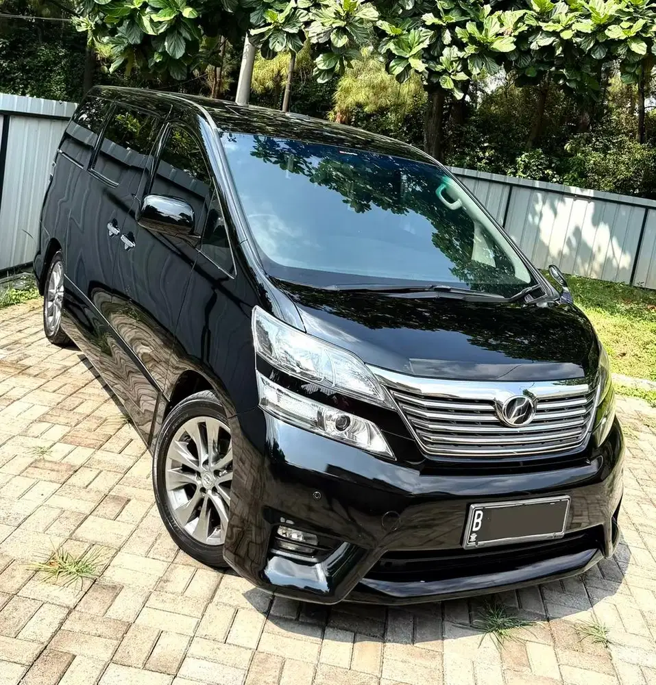 Toyota Vellfire Z Platinum Type GOLD II 2012 ( NIK 2011 ) Istmw Antik