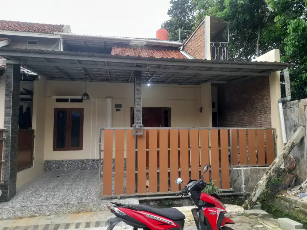 DI JUAL / KONTRAKAN RUMAH SIAP HUNI DI PONDOK AREN TANGERANG SELATAN