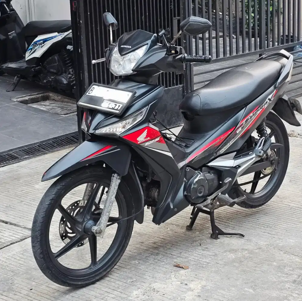 Supra X 125 2021 hitam