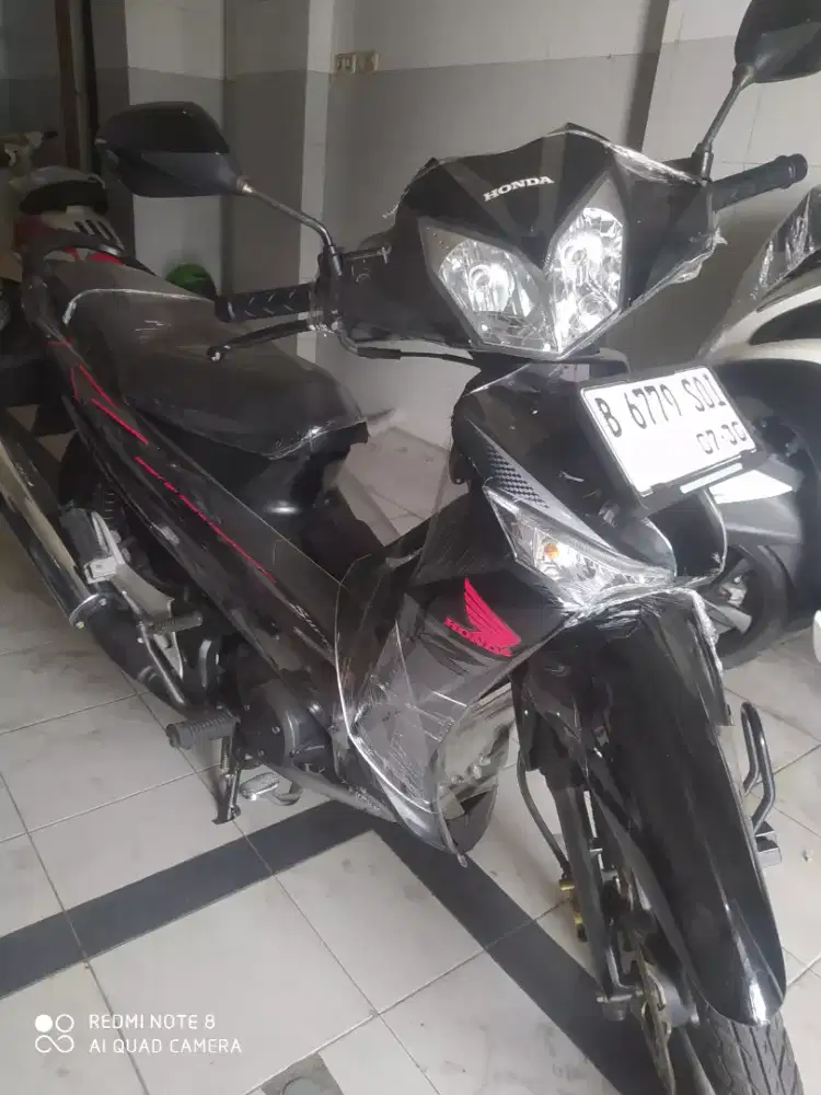 HONDA SUPRA X 125TH 2008 KONDISI 99,9% BARU (KM 600 PERAK) BAN TEMBUS