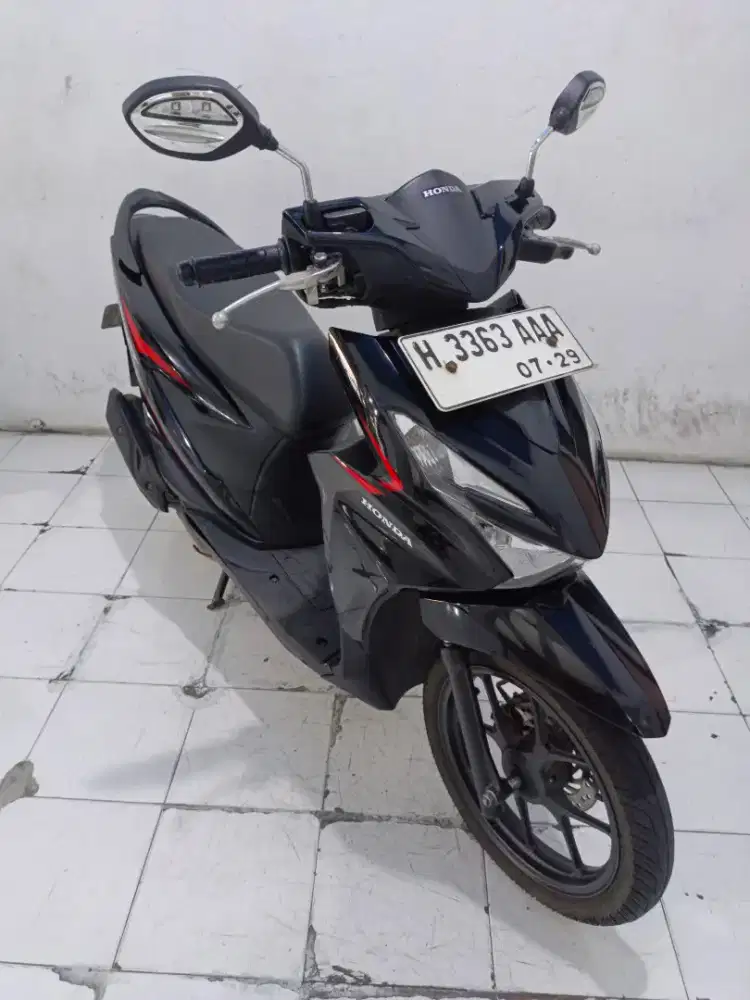 beat new 2024 hitam