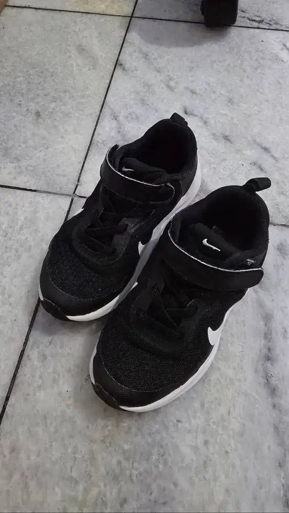 Sepatu Anak NIKE ORI second masih terawat