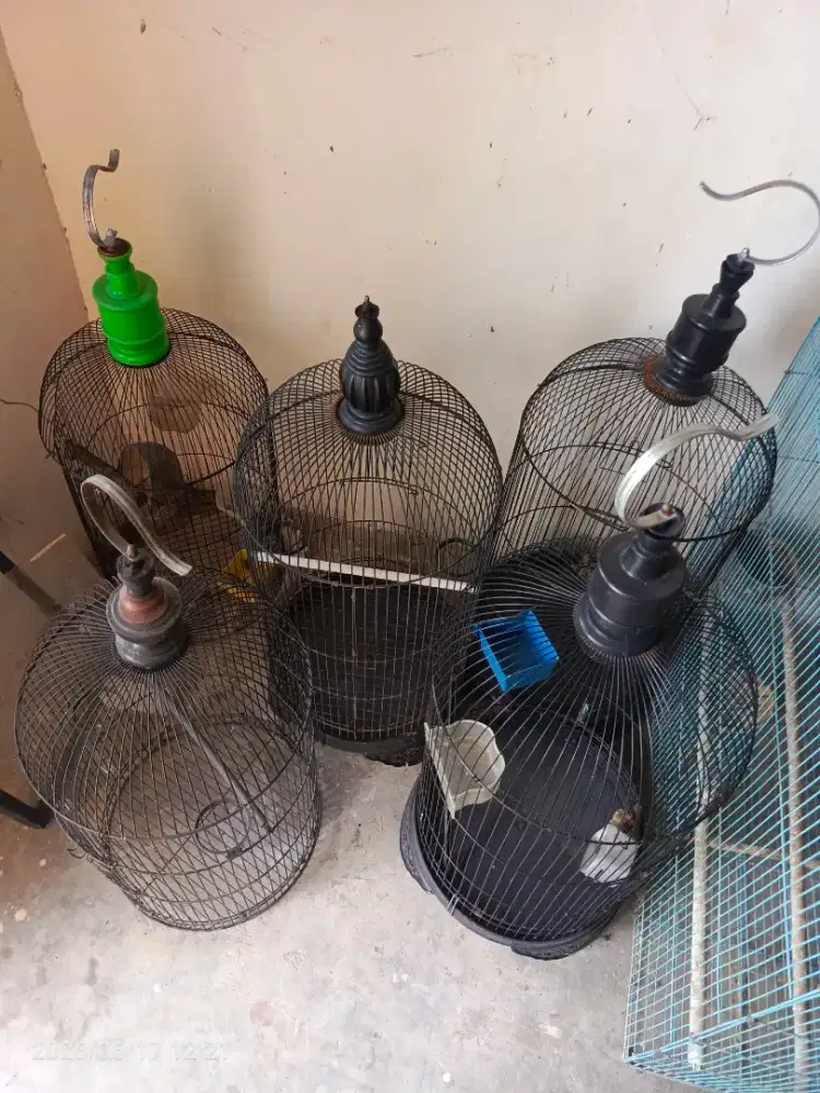 Jual kandang burung bekas