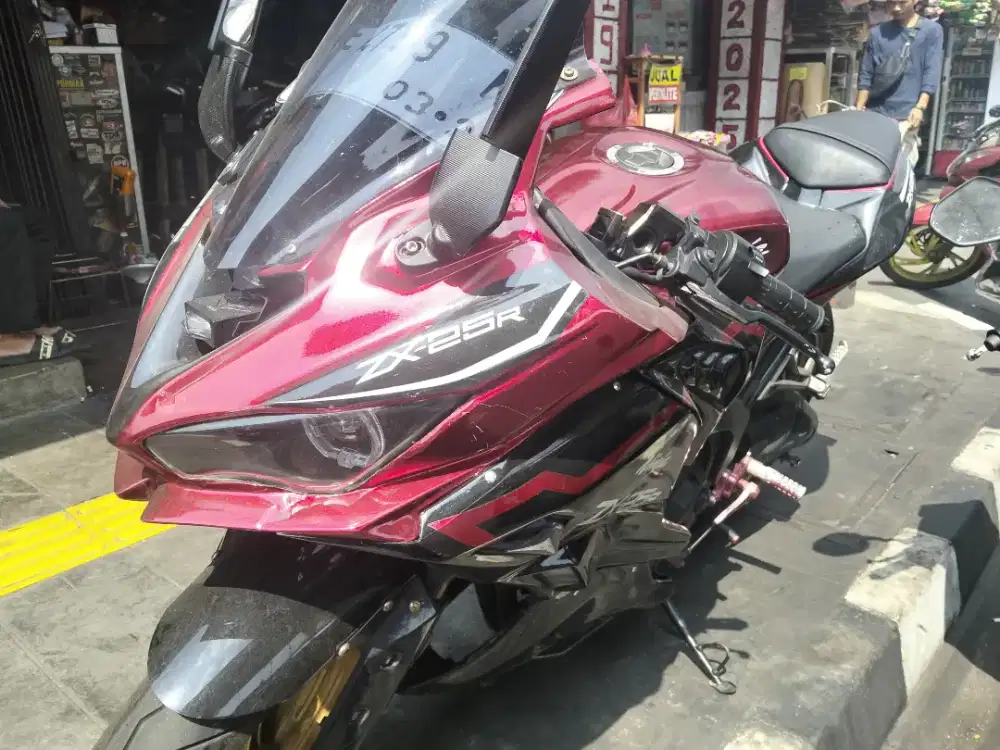 Dijual ninja 250 fi