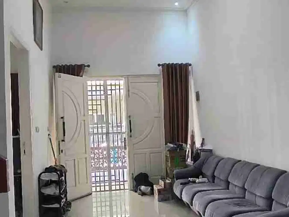 Rumah Baru 2 Lantai Hadap Selatan di Kelapa Gading – Ceiling Tinggi, SHM, Siap Huni!