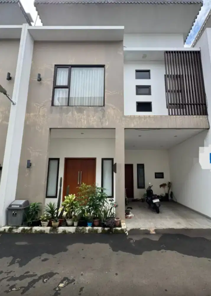 Dijual Rumah Murah Modern Batavia Village Jagakarsa Jakarata Selatan