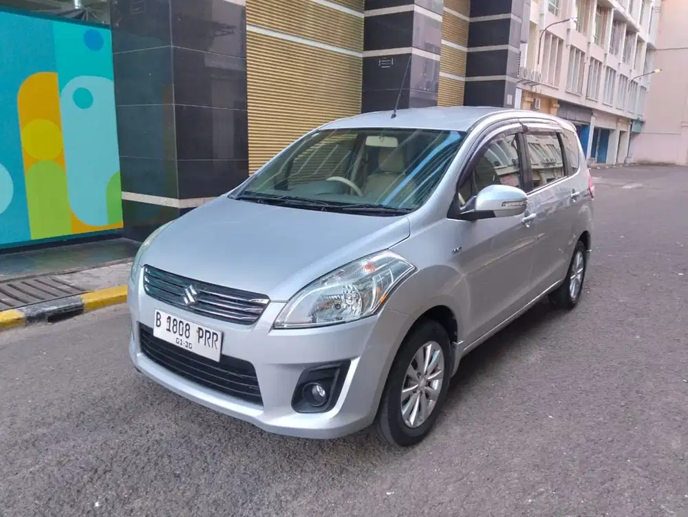 Suzuki Ertiga 1.4 GL Manual 2014 Terawat dan Termurah