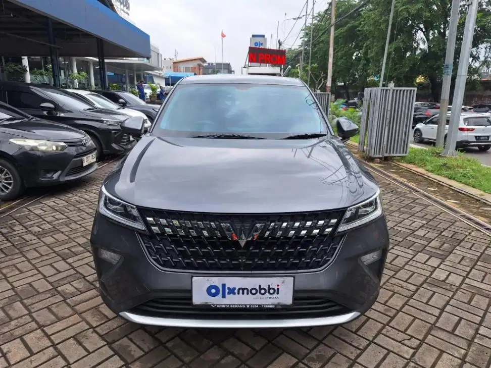 DP 1 JUTA Wuling Alvez 1.5 CE Bensin-AT 2023 Abu CAKRD