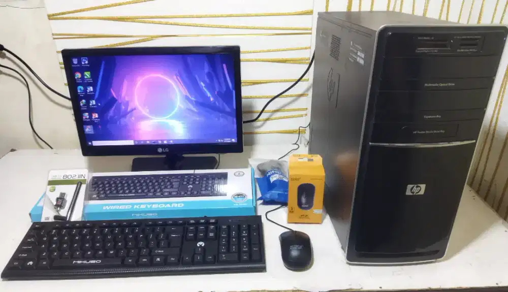 PC Komputer Fullset Core i3/ Ram 8Gb/ Monitor/ WiFi