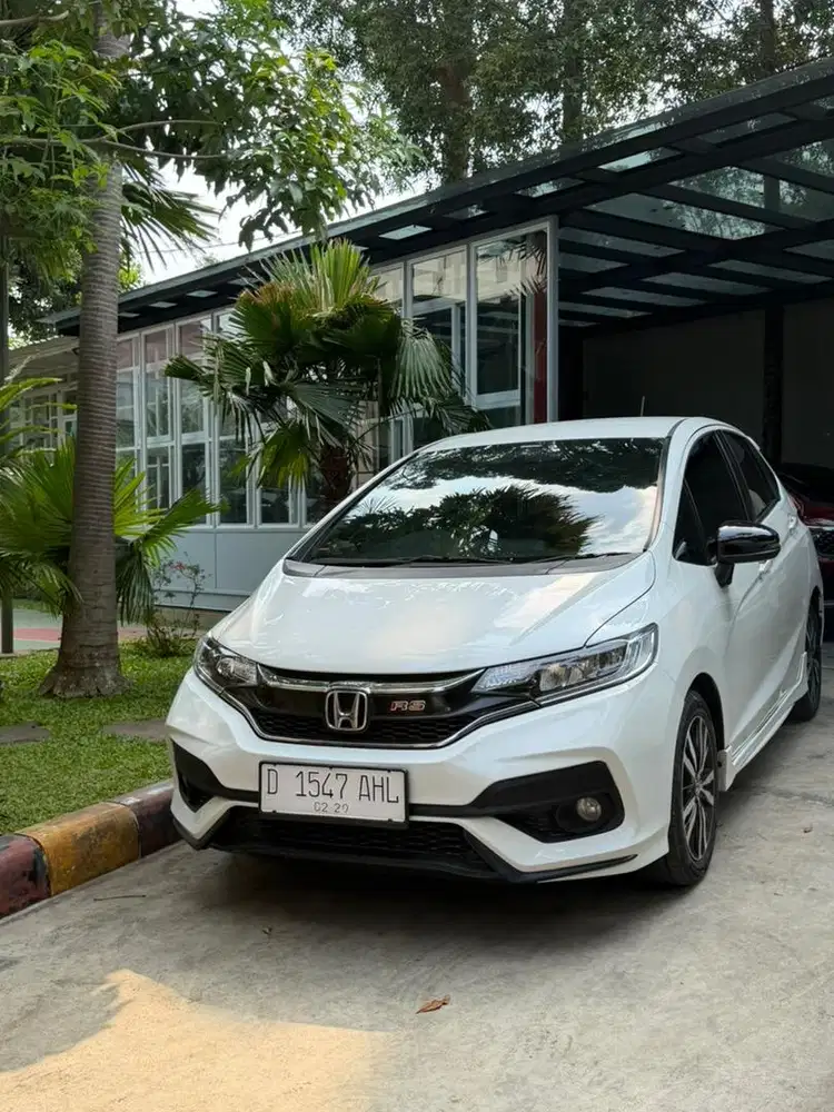 Honda Jazz RS at 2019 putih km 46rb