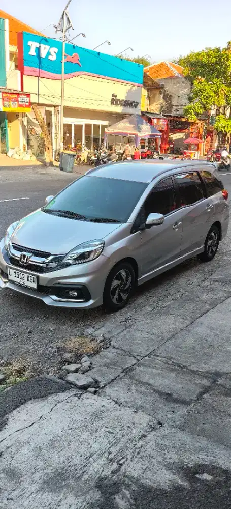 MOBILIO RS MANUAL 2015 TERAWAT