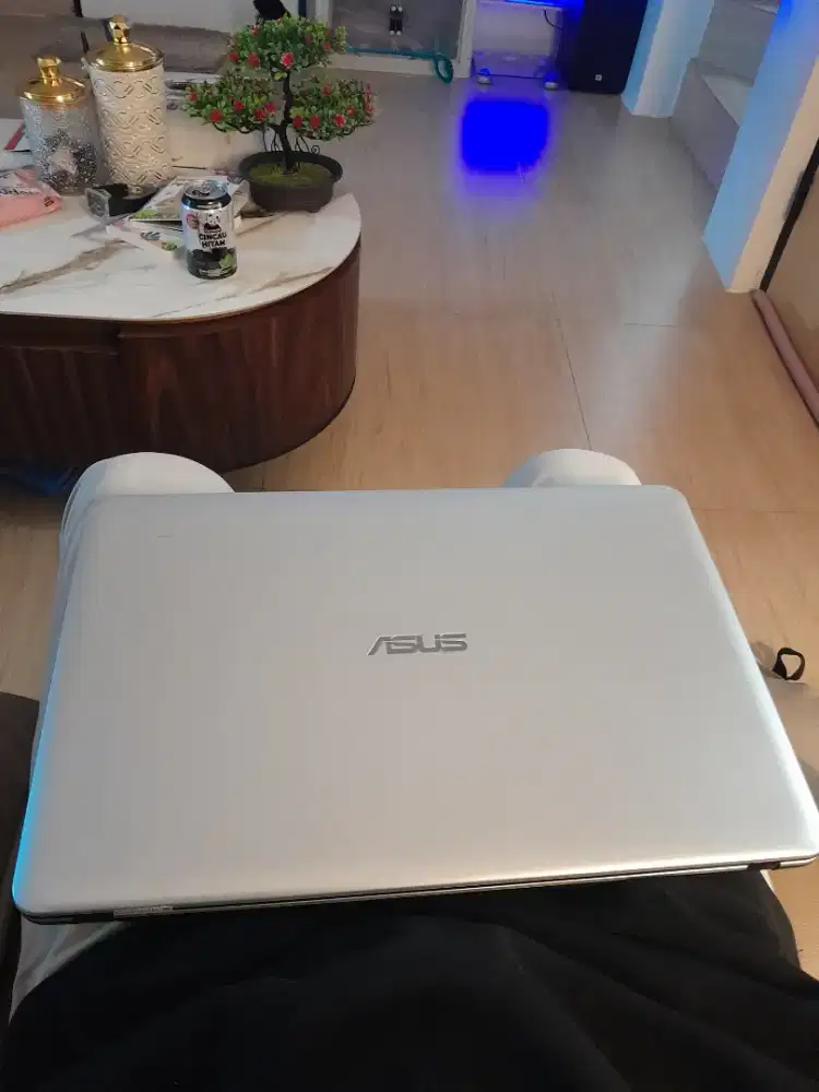 Laptop asus vivobook15 X540