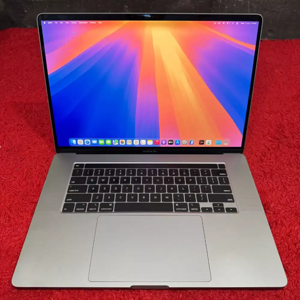 Macbook pro 2019 16 inch ram 16gb ssd 512gb core i7 dual vga bisa cod