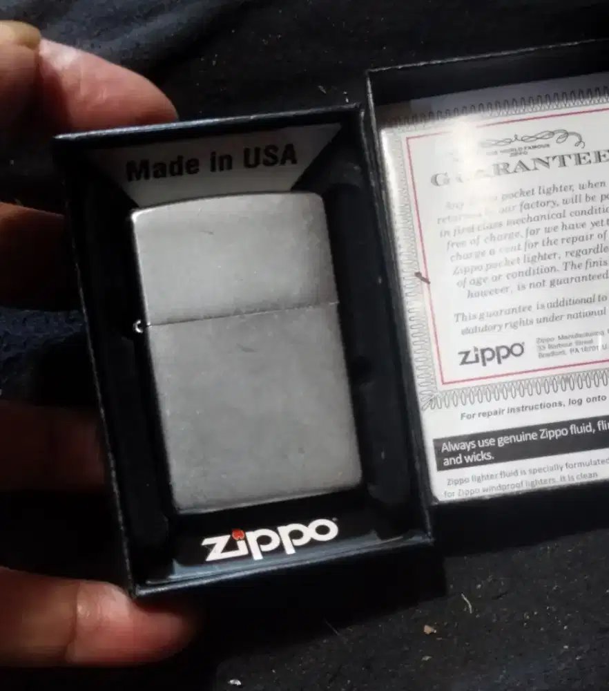 Korek api Zippo Reguler Satin Original Bradeford USA normal pakai