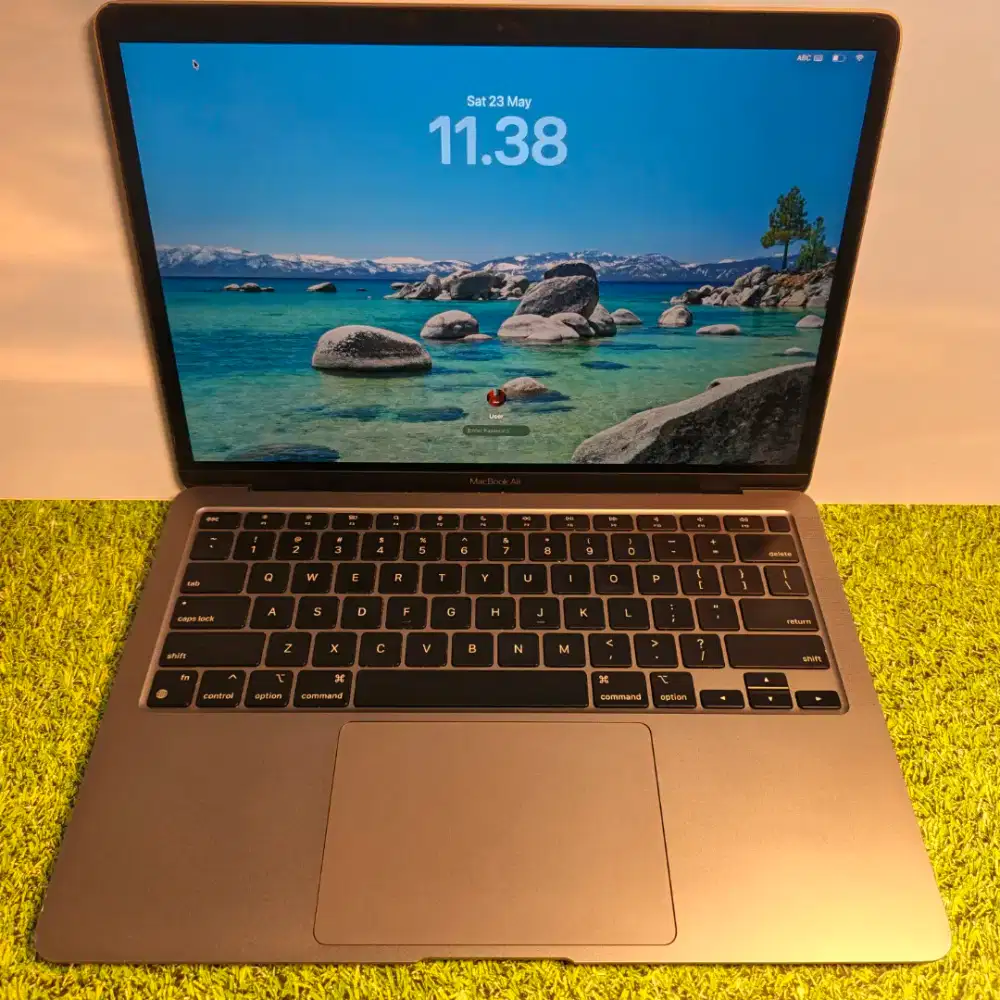 MacBook Air M1 8/128 GB Second