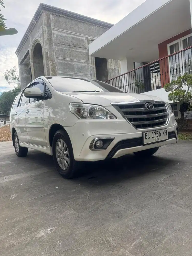 toyota innova 2014 type v bensin
