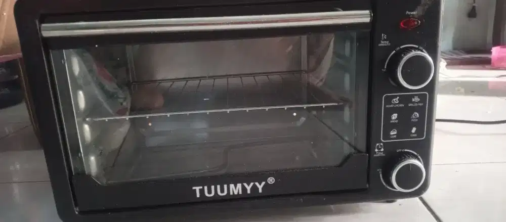 Oven Listrik Tuumyy