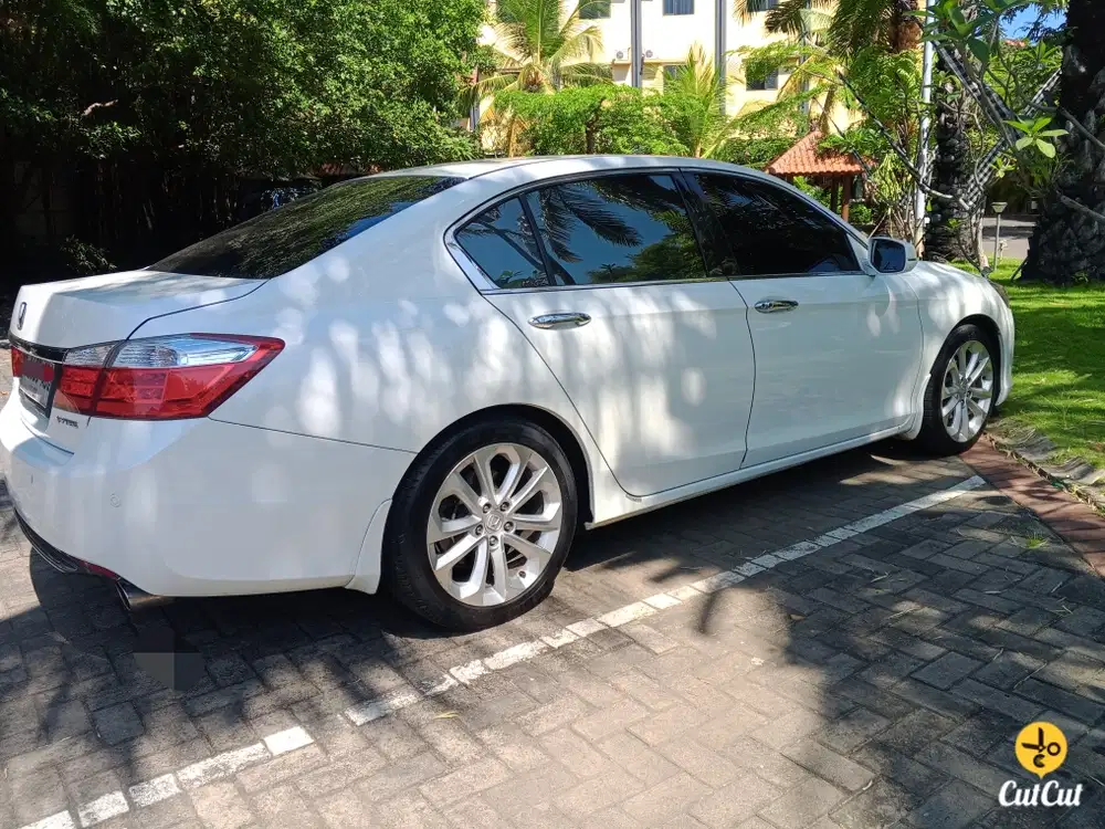 Honda Accord 2013 Bensin