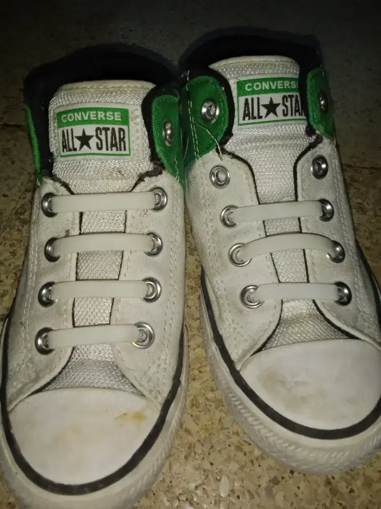 Sepatu anak usia 6-7 tahun
