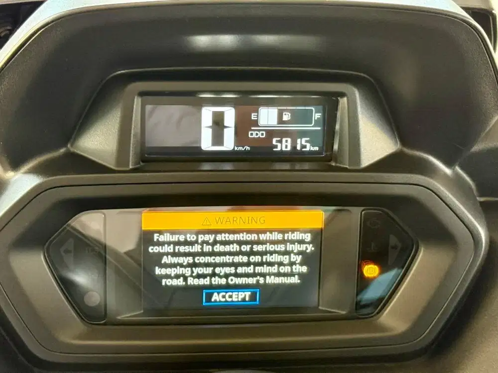 NEW XMAX CONNECTED LOW KM MULUS LENGKAP