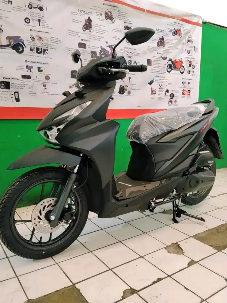 HONDA BEAT DELUXE HITAM