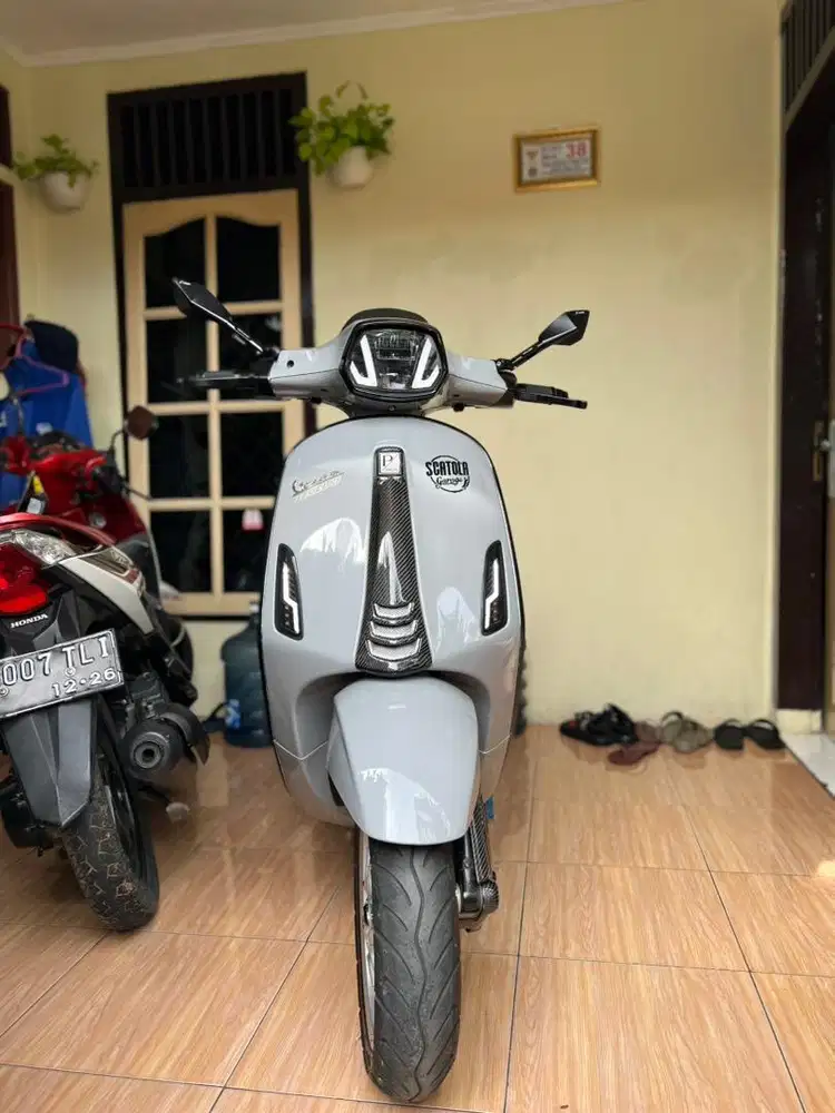 Vespa Sprint S 2021 Gray