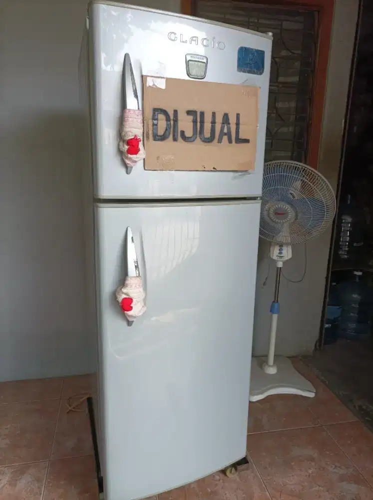 Kulkas Toshiba Glacio 2 Pintu