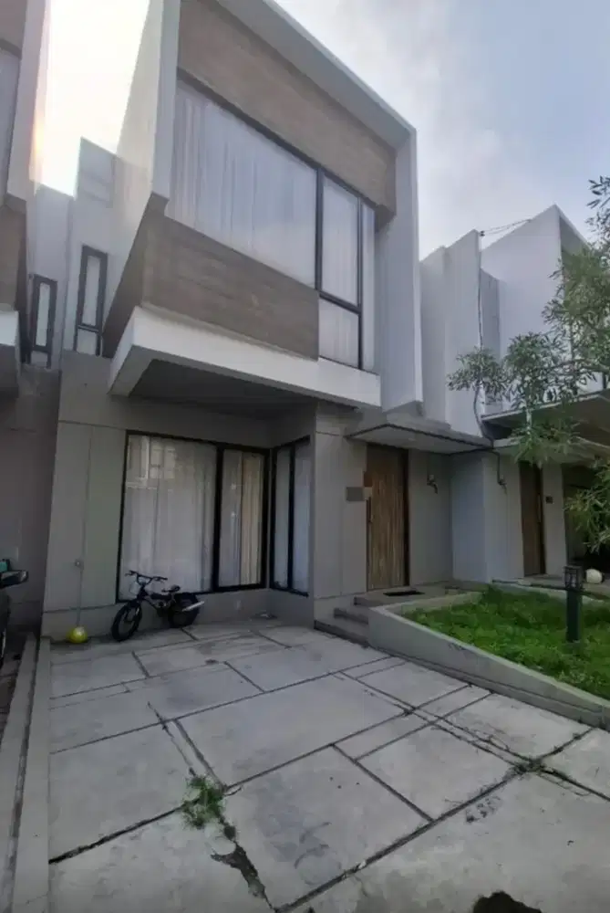 Dijual Rumah Dibawah Pasaran Saka Living Bintaro Tangerang Selatan
